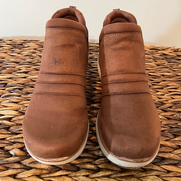 RYKA Niah Brown Suede Chelsea Boots - Women’s Size 6M - Picture 2 of 9